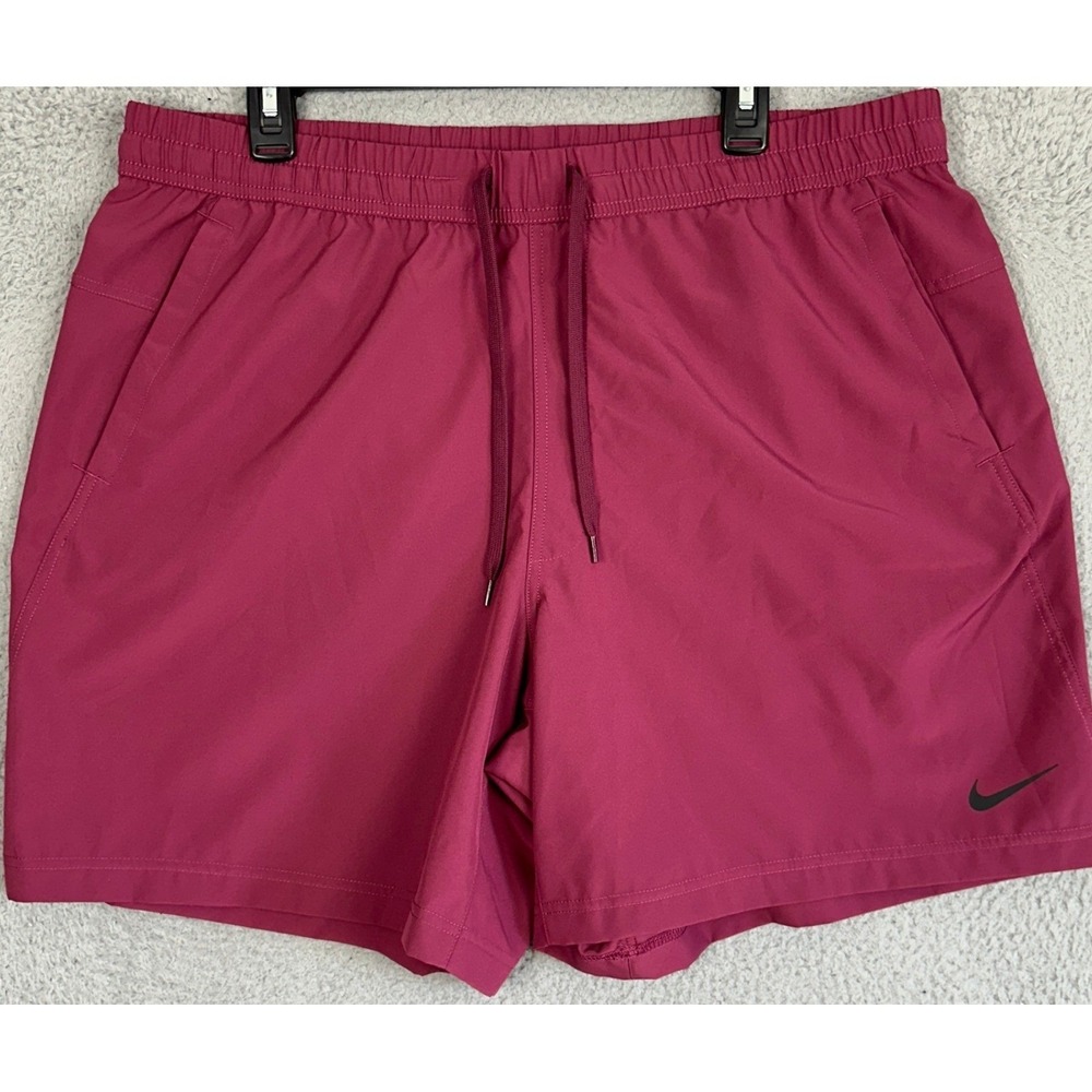 Nike Dri-FIT Shorts Mens XL Burgundy Athletic Training Fitness Stretch Waist